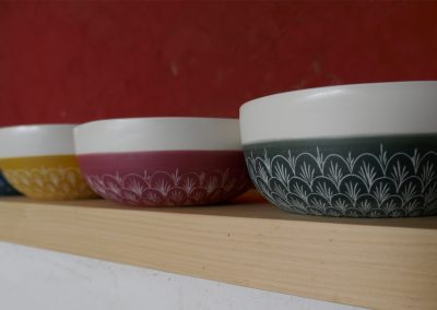 Bols colorés motifs bas